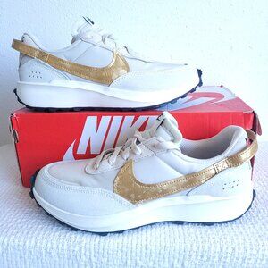 New Nike Women's Waffle Debut Running Shoes in gold/off-white/black